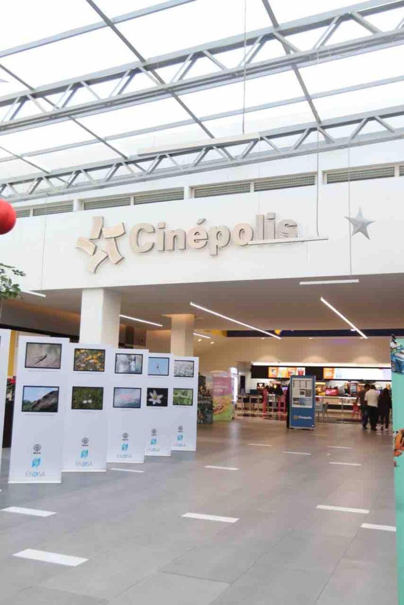 Entire Luxurious Apartment In Shopping Mall Mexico City Exterior photo